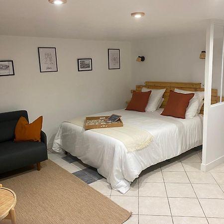Appart Studio Rdc De Maison Avec Exterieur Proche Reims Tinqueux Exteriör bild